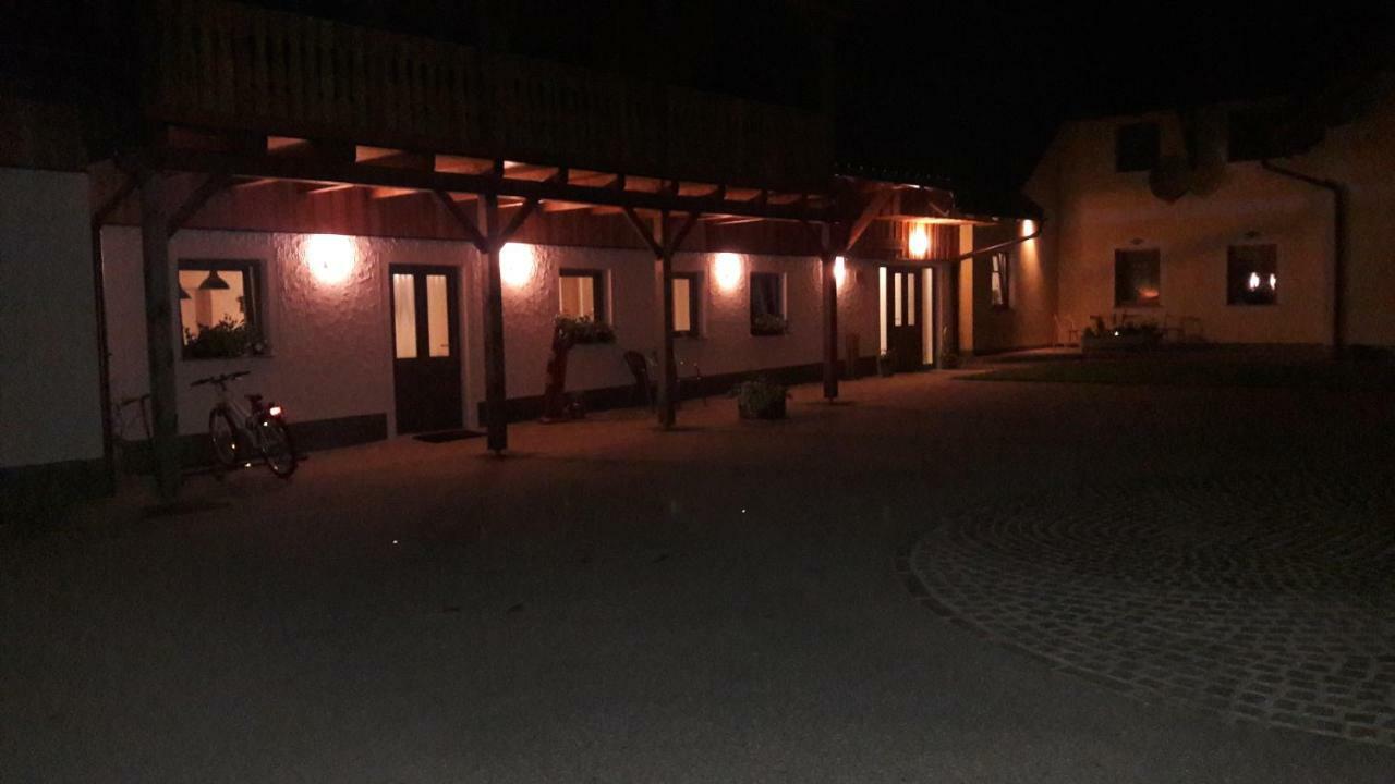 Oetscherblick Fam Winter Frankenfels Bagian luar foto
